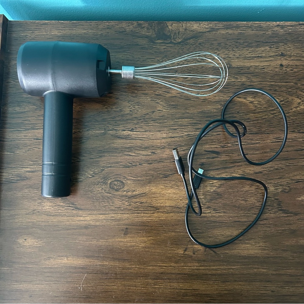 Vivitar Electric Hand Mixer